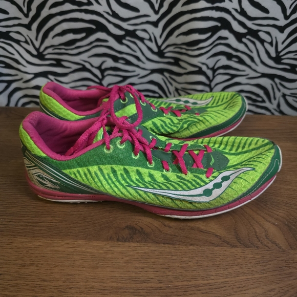 AUCRL1 - 0122 - Thrifted Womens Sz. 9 Saucony Lime Green Track Spikes - BLESS24 - Picture 4 of 6